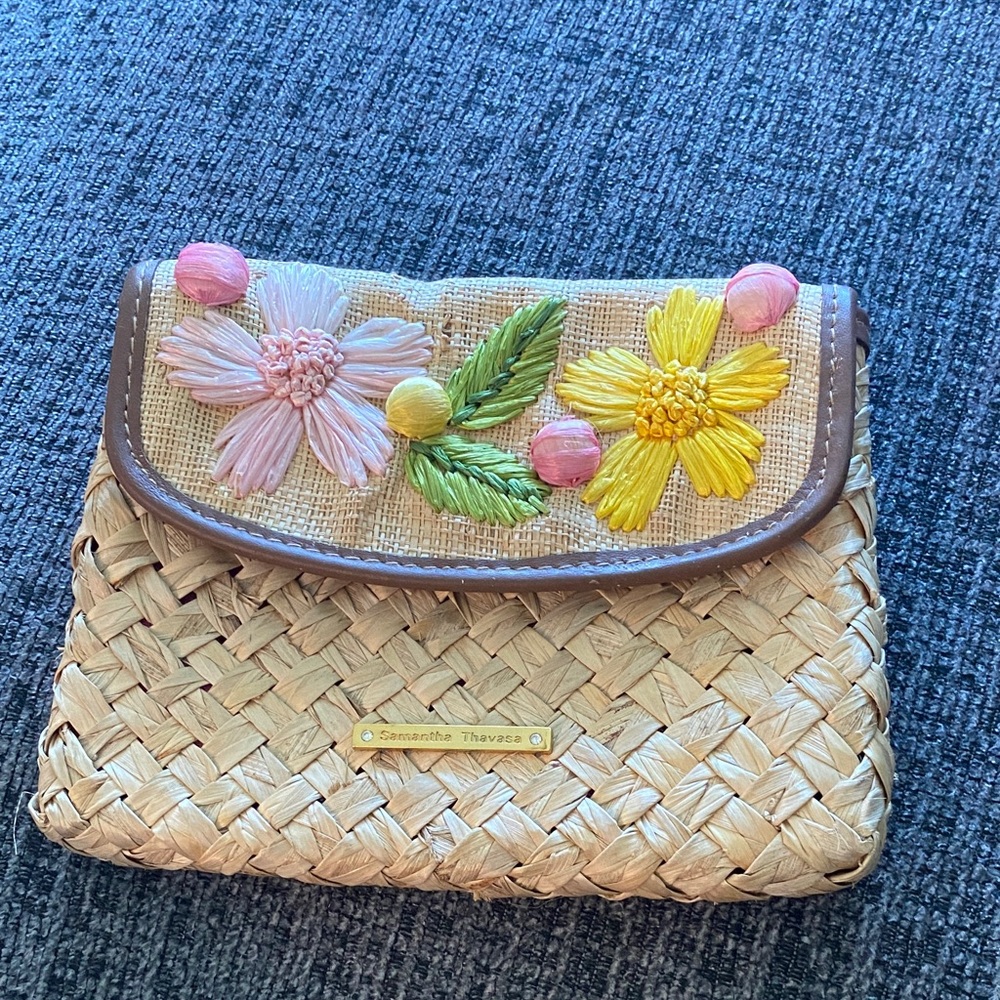 Samantha Thavasa Woven Floral Purse Clutch